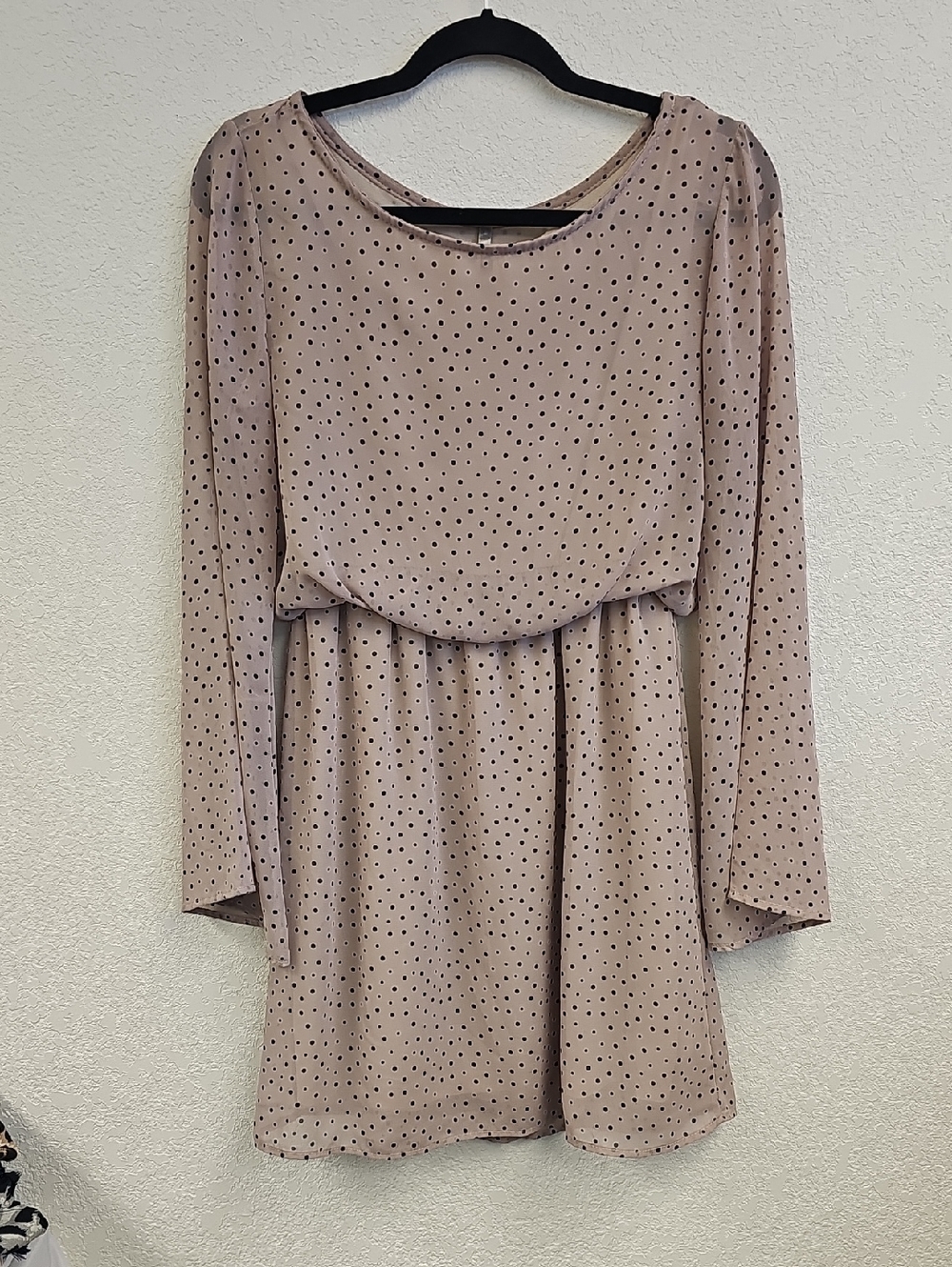 Mono B Taupe Polka Dot Long Flow Sleeve Mini Dress Small Chico